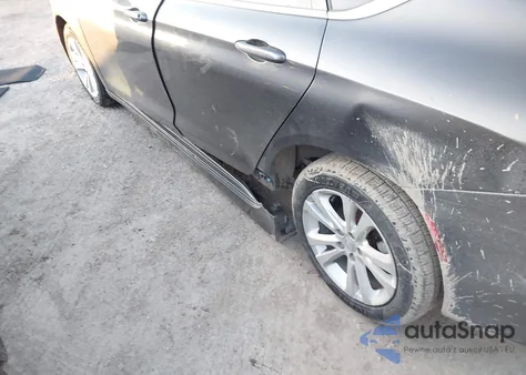 2015 Chrysler 200 Limited z USA, uszkodzony, nr VIN 1C3CCCAB8FN714044